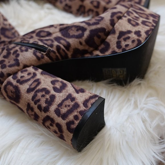 ASOS Leopard platform thigh high boots - Picture 9 of 13
